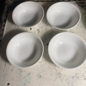 4 Corelle White 18 oz Cereal Bowls